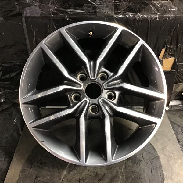 2017-2022 Jeep Grand Cherokee 9165 Wheel 18 x 8 Rim Charcoal Grey Polished
