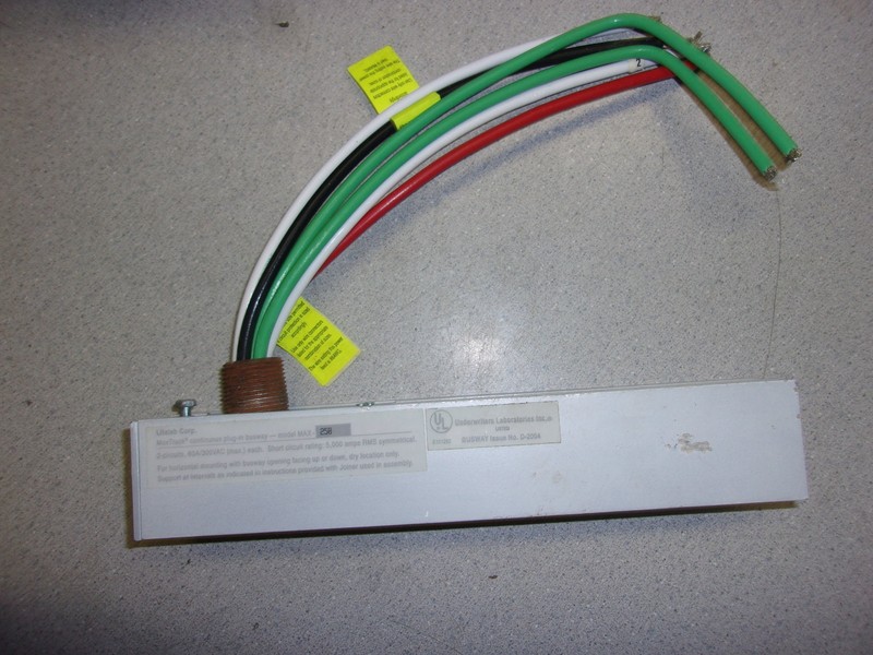 LiteLab MaxTrack Continuous Plug In Busway Model Max 250 *FREE SHIPPING*