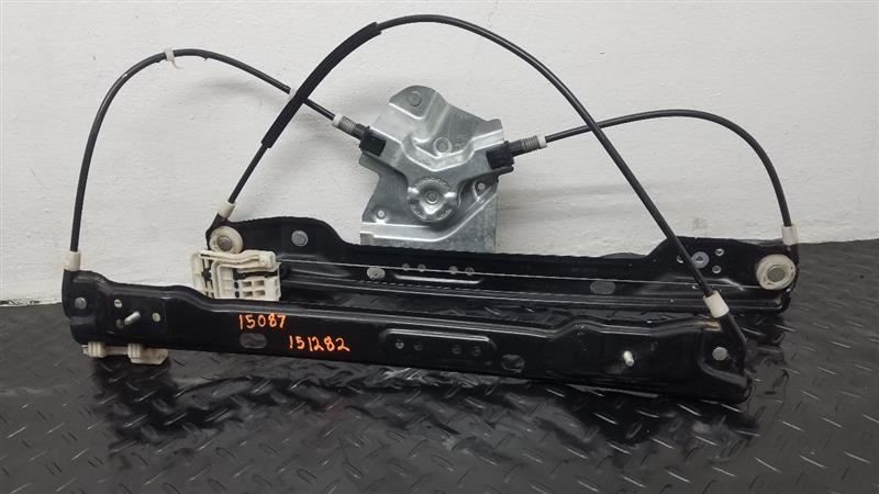 09-19 Ford Flex Front Left Driver Window Regulator W/O Motor OEM 8A83-7423209-AA