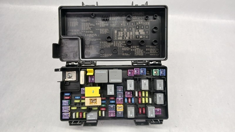 15-'16 CHRYSLER TOWN & COUNTRY TIPC power control module OEM 1 Year Wnty!