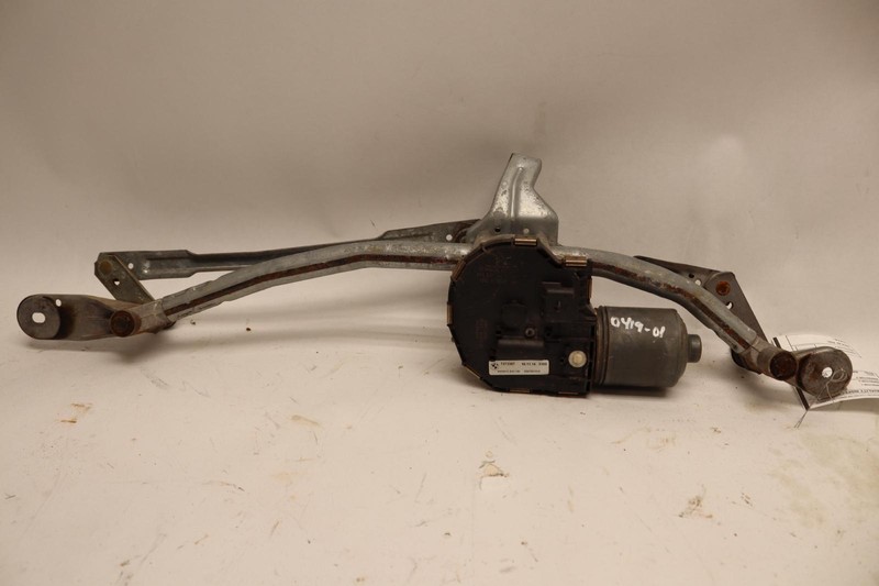 2009-2015 BMW 750I F01 F02 WINDSHIELD WIPER TRANSMISSION LINKAGE W/ MOTOR OEM