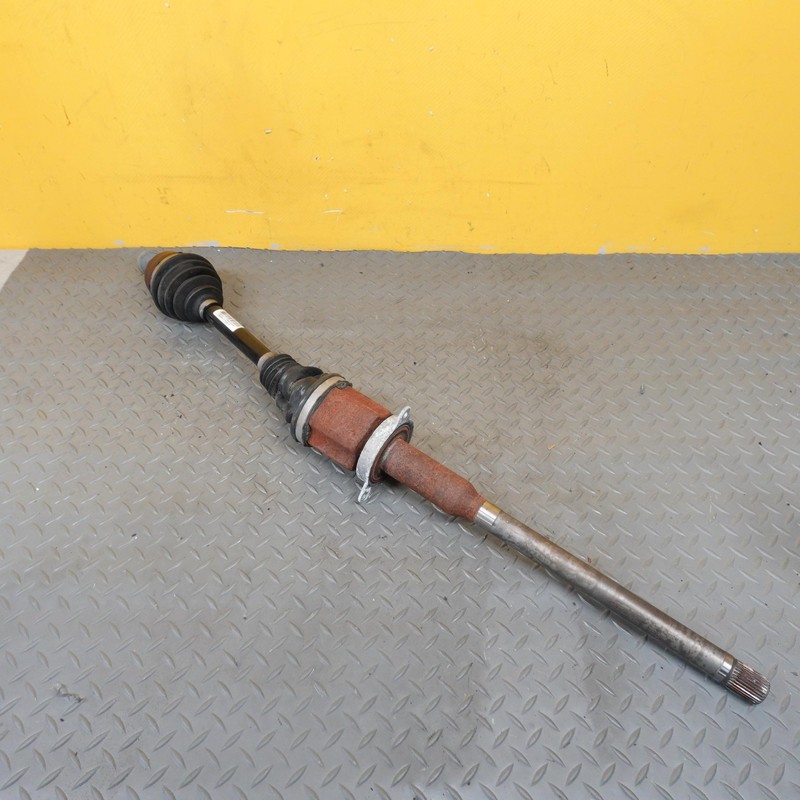 2019-2022 VOLVO XC40 FRONT RIGHT SIDE CV AXLE SHAFT HALFSHAFT OEM 32240318