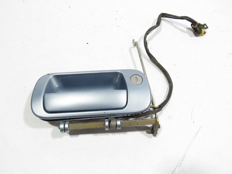 02-06 Maserati Coupe GT 2004 Front Right Passenger Door Exterior Handle Lock |