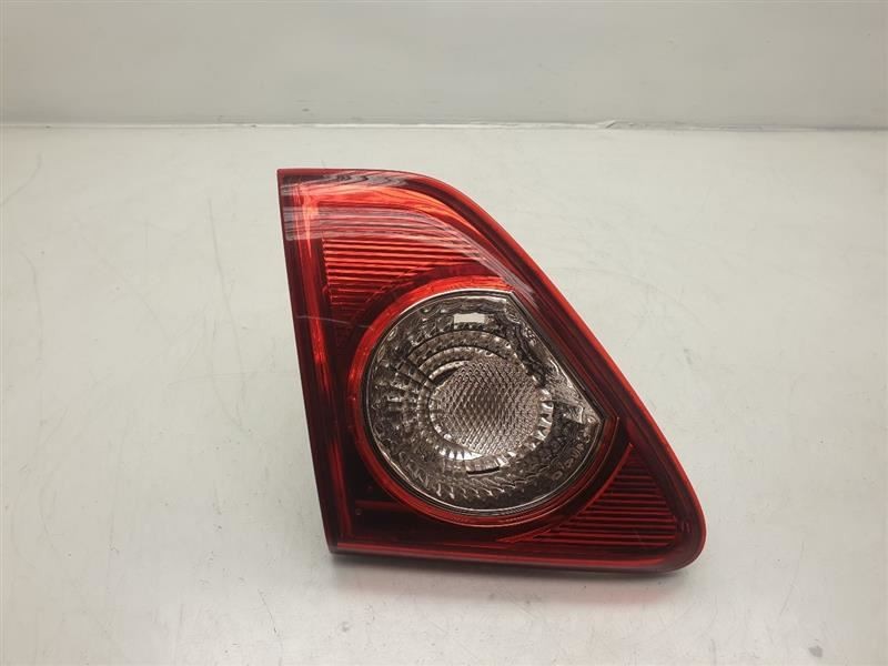 09-10 TOYOTA COROLLA DRIVER SIDE REAR LEFT TAIL LIGHT ASSEMBLY