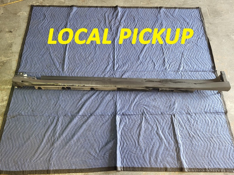 Used Oem BMW Left Driver Rocker Panel Skirt Molding for 2018-2025 X3 30i