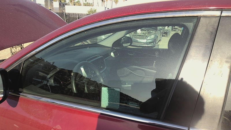 Front Door Glass/window KIA SORENTO Left 16 17 18 19 20