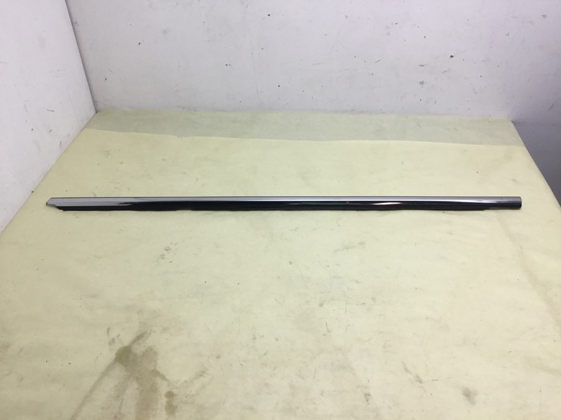 01 - 06 Lexus LS430 Rear Left Driver Door Outer Window Belt Molding |:M