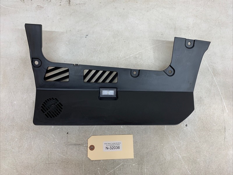 2021-2022 TESLA MODEL Y RH RIGHT PASSENGER FOOTWELL COVER ASSEMBLY OEM 32036 B51