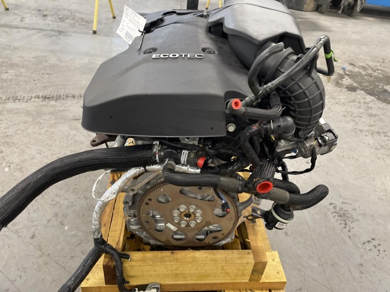 16 CHEVROLET MALIBU Limited Engine 2.5L 43k miles Runs Well 6 Month Wnty!