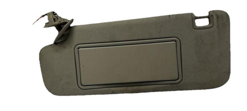 Buick Envision sun visor 16 to 20 left driver side assy OEM 23407476 with light