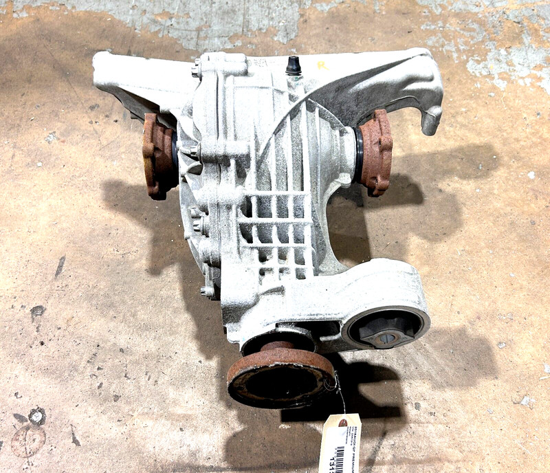 2017 - 2023 AUDI Q7 Premium Plus Rear Differential Axle Carrier Assembly OEM