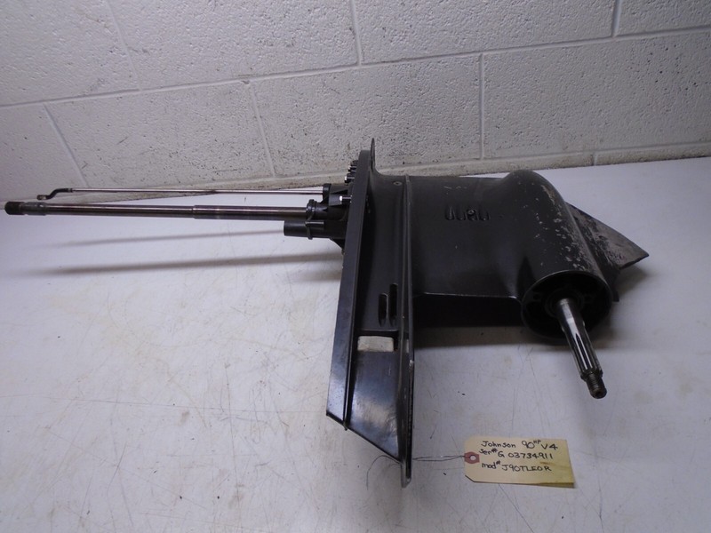 A 431642 43547 5000356 Johnson 1995 90hp V4 J90TLEOR Lower Unit Gearcase 20"