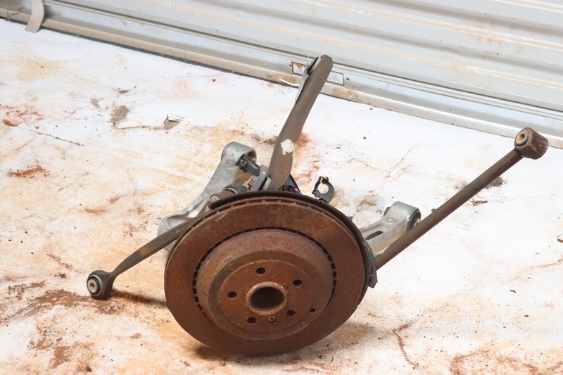 2007-2012 MERCEDES GL450 X164 REAR LEFT SPINDLE KNUCKLE HUB W/ CONTROL ARMS OEM