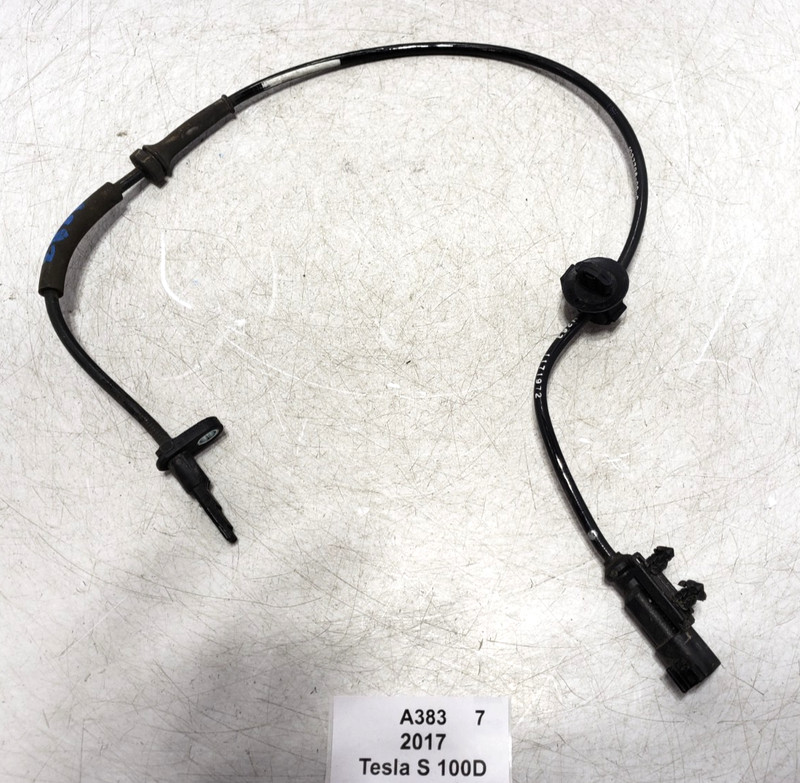 ✅ 2012-2020 OEM Tesla Model S X Rear Left Or Right Speed ABS Sensor Module