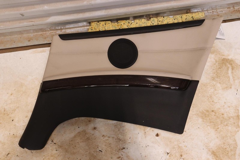 2009-2013 BMW 335I E93 CONVERTIBLE REAR RIGHT SIDE QUARTER PANEL TRIM COVER OEM