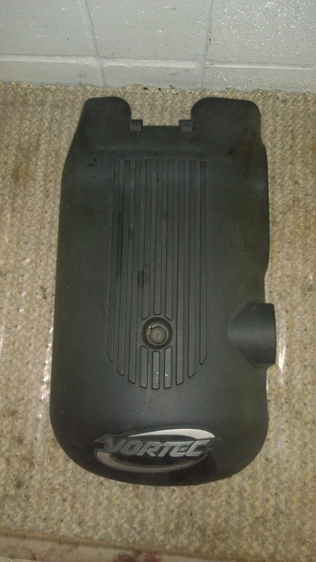 99-06 GMC SIERRA YUKON CHEVY TAHOE SILVERADO ENGINE COVER OEM 417-46