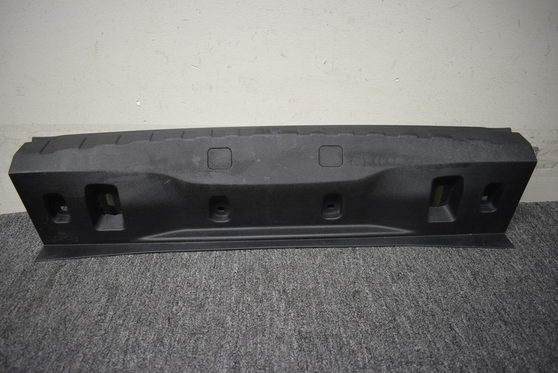 2019 BMW 3 SERIES REAR TRUNK LATCH COVER FACTORY OEM