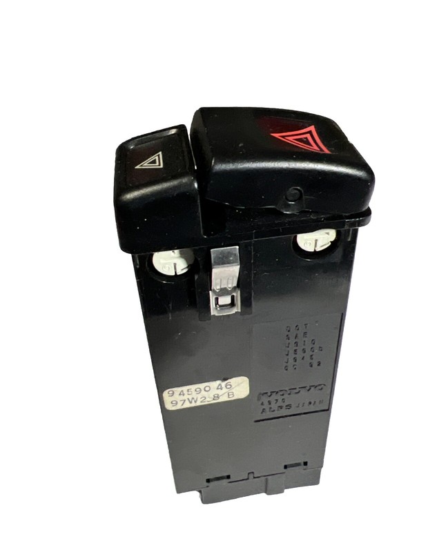 VOLVO 850 960 S90 V90 Hazard Switch -- 91459046 9125204 9442711 9128265 9162844