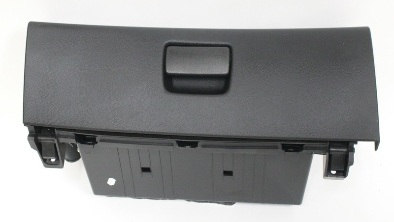 2014-2017 Chevrolet SS Sedan Ebony Black Glove Box Storage Compartment USED GM
