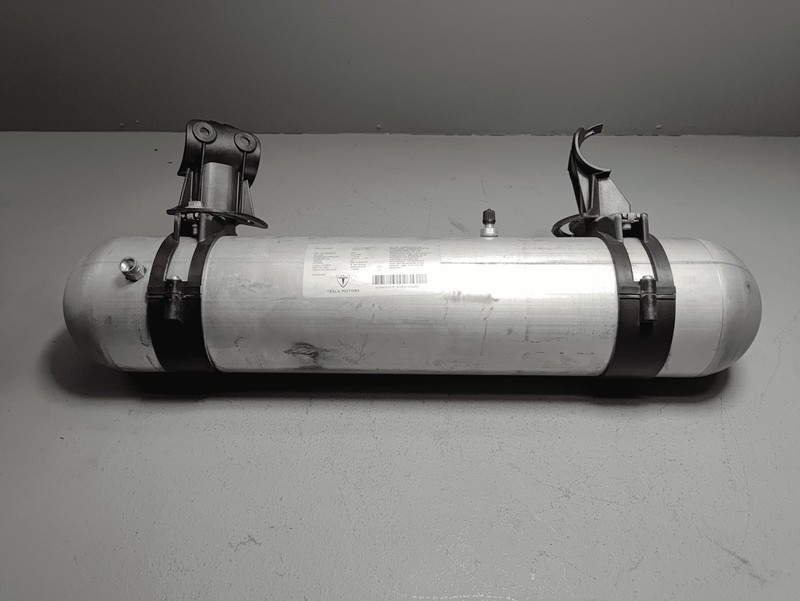 TESLA MODEL S 2017-2020 AIR SUSPENSION PRESSURE ACCUMULATOR VACUUM TANK OEM
