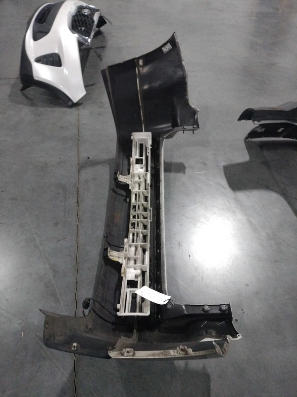 2015 GMC Acadia Silver Bumper Assembly OEM Aftermarket 4DR SUV 132k Miles