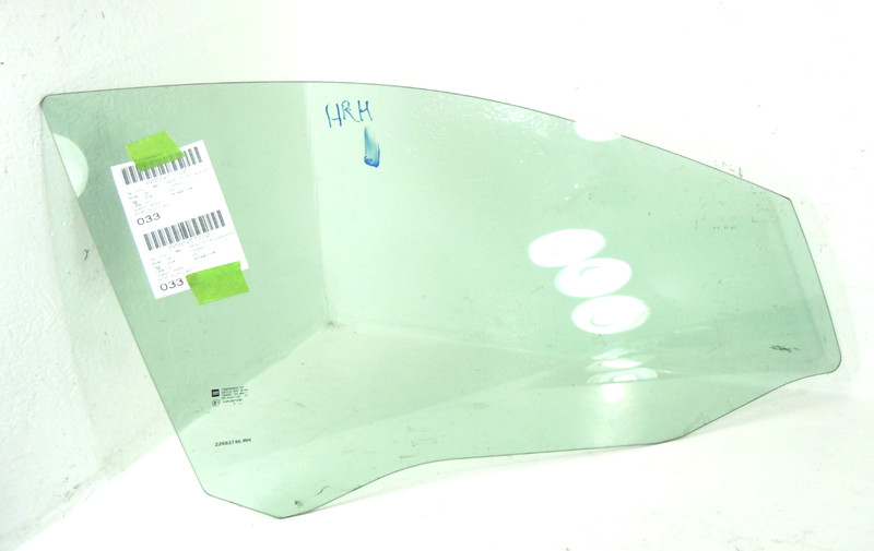 2005-2010 Pontiac G6 Sedan Front Door Window Glass Passenger Right OEM
