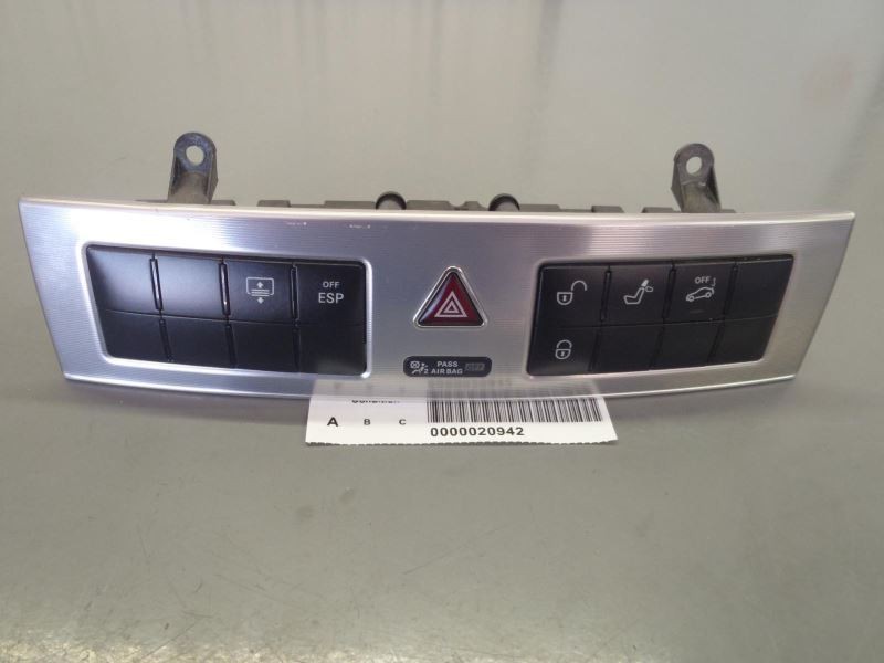 Center Dash Hazard ESP Door Lock Switch Fits 2005 Mercedes-Benz C230 Sedan 52221