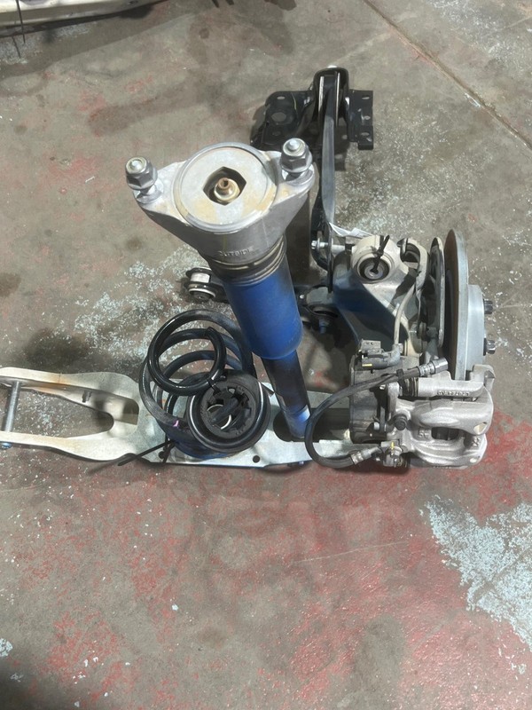 2021 Mercedes GLB 250 Right Rear RH Knee Assembly W/ Hardware and Spring OEM