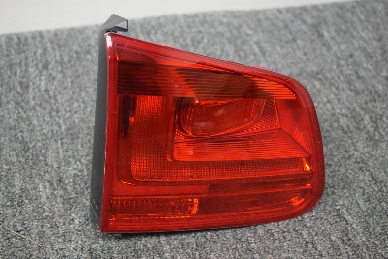VOLKSWAGEN TAIL LIGHT FACTORY OEM