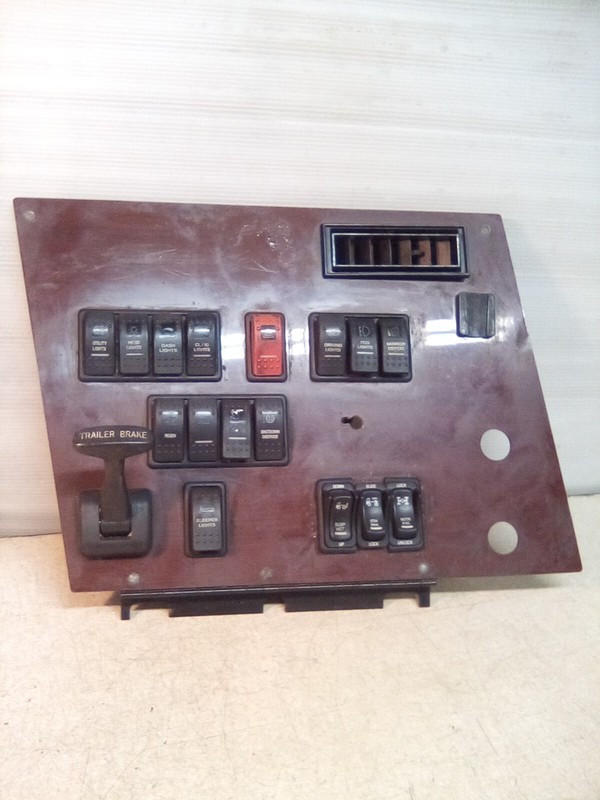 2016 Western Star Dash Switch Panel