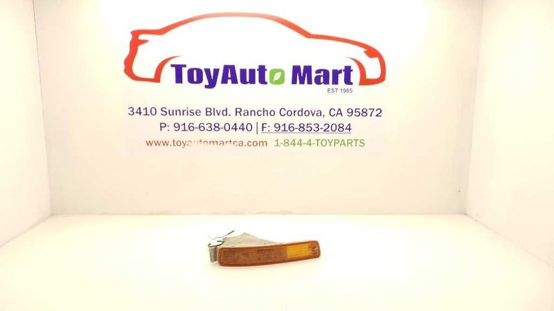 Passenger Corner Signal Lamp Fits 95-96 TOYOTA CAMRY 81510-06032