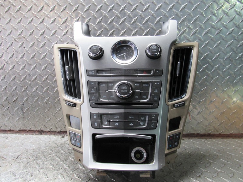 09-13 CADILLAC CTS PREMIUM & V-SERIES CONTROL RADIO PANEL W/O SCREEN AIR VENT