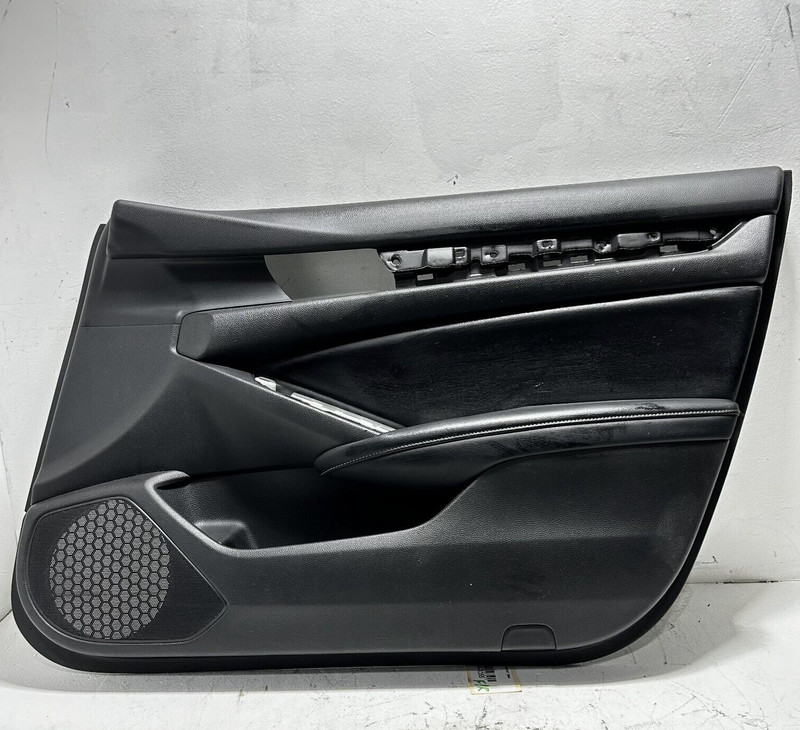 HONDA ACCORD SPORT 2018 FRONT PASSENGER SIDE DOOR INTERIOR PANEL COVER TRIM OEM