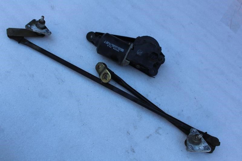 2000 TOYOTA MR2 SPYDER WINDSHIELD WIPER MOTOR WITH LINKAGE 85070-17130