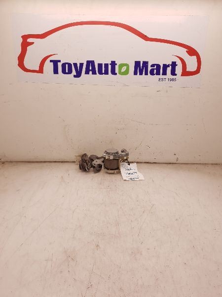 06 07 08 09 10 TOYOTA SIENNA LE PASSENGER SIDE FRONT SEAT BELT ASSEMBLY