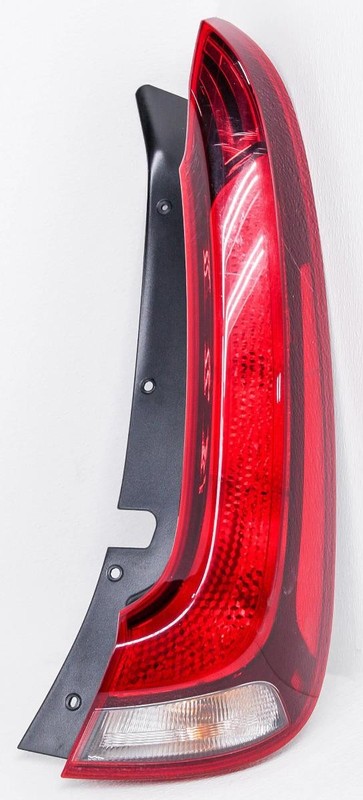OEM Kia Soul Right Passenger Side Tail Lamp 92402-K0010 Lens Chip