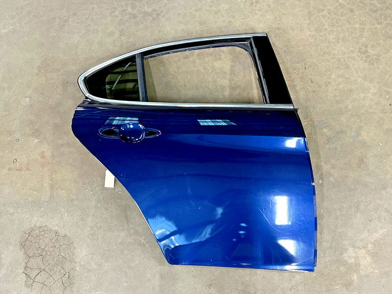 ⭐2017-2023 ALFA ROMEO GIULIA REAR RIGHT SIDE DOOR SHELL PANEL BLUE OEM LOT2559