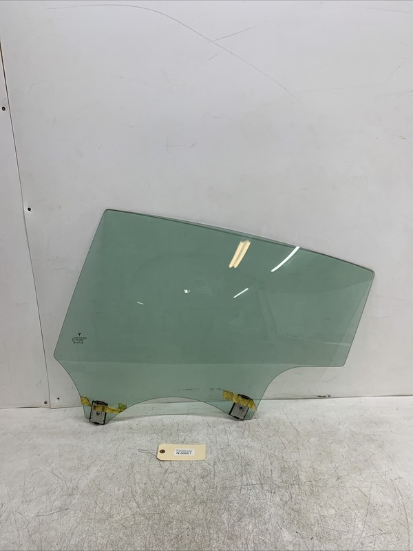 20-22 Tesla Model 3 Rear Driver Side Door Window Glass Left 50001 S1
