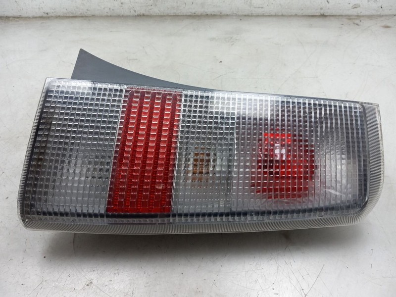 04-06 SCION XB 1.5L FWD AT PASSENGER SIDE REAR TAIL LIGHT ASSEMBLY