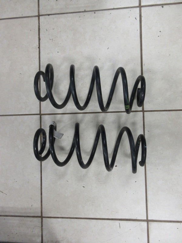 2018-2026 Jeep Wrangler JL Rubicon OEM Rear Coil Spring Pair 68253591