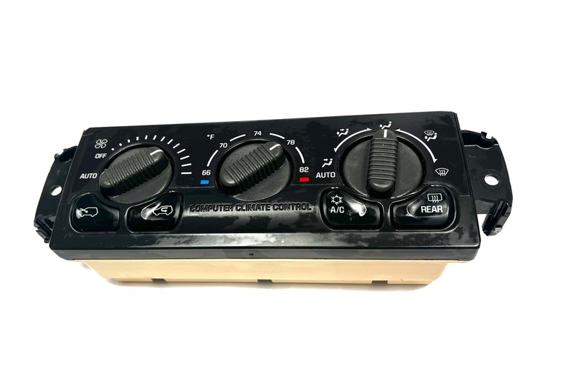 99-02 Chevy GMC Silverado Sierra Yukon Climate Control A/C W/Rear Defroster OEM