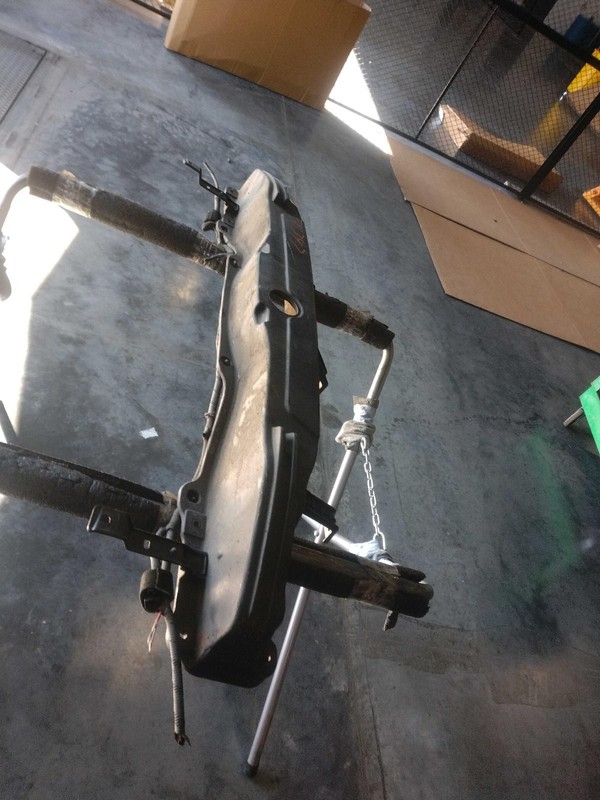 2017 Kia Cadenza Blue Bumper Impact Bar OEM Good Condition 86631F6100