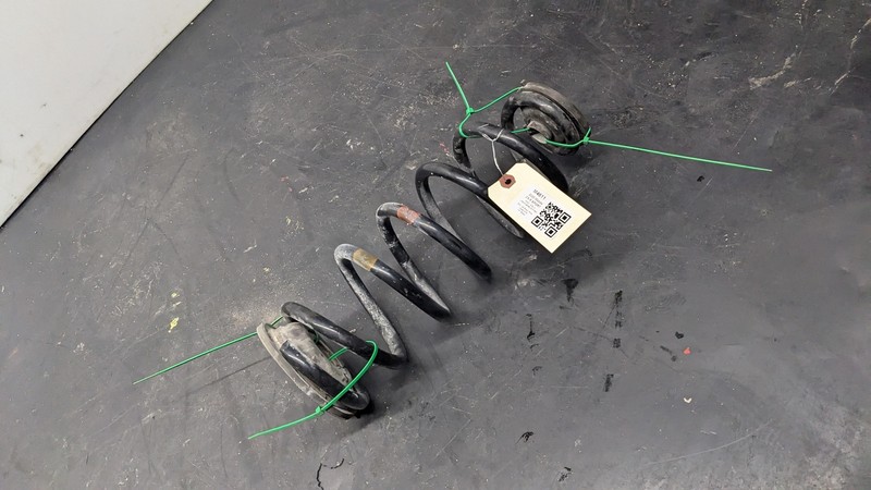 Rear Right or Left Coil Spring 2020 Mazda CX-5 2018 2019 2021