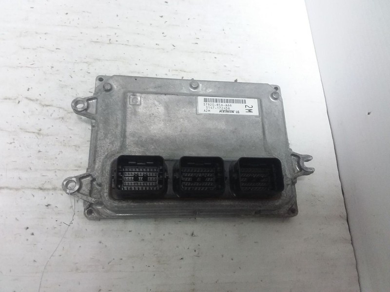 Engine ECM Electronic Control Module Automatic AWD EX Fits 12-14 CR-V 1516525