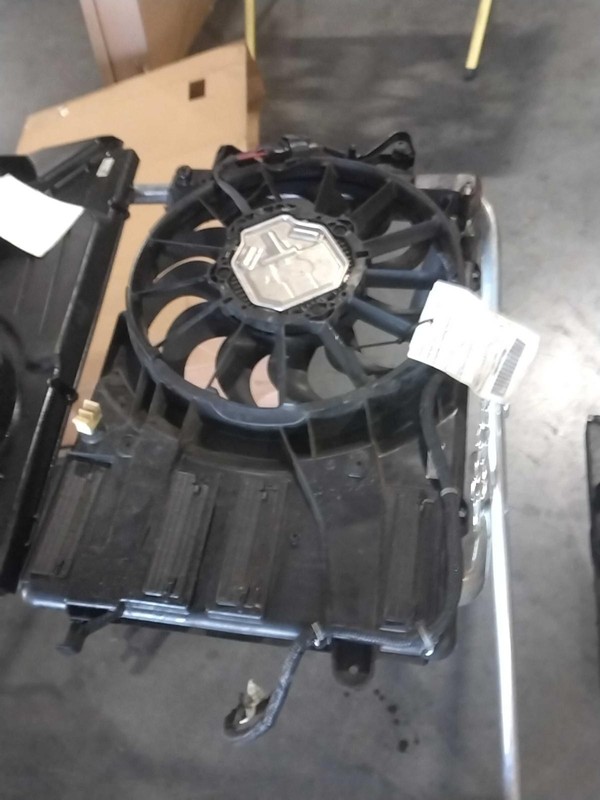 2018 Chevrolet Malibu Engine Cooling Fan Motor OEM Silver 111K Miles