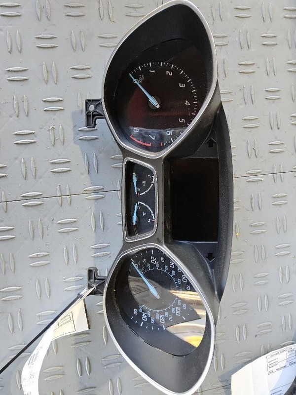 Speedometer Cluster Thru 12/02/12 MPH Fits 13 ESCAPE 3492373