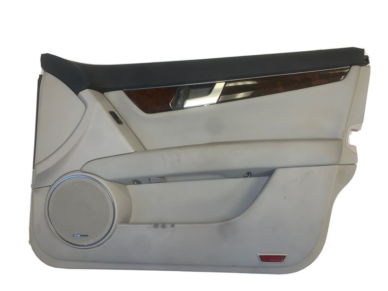 2014 MERCEDEZ C250 FRONT RIGHT DOOR TRIM PANEL GRAY ASSY OEM 20472000017E94