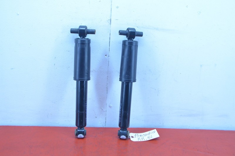 07-17 GMC ACADIA FWD REAR RIGHT / LEFT SHOCK STRUT ABSORBER SET OEM
