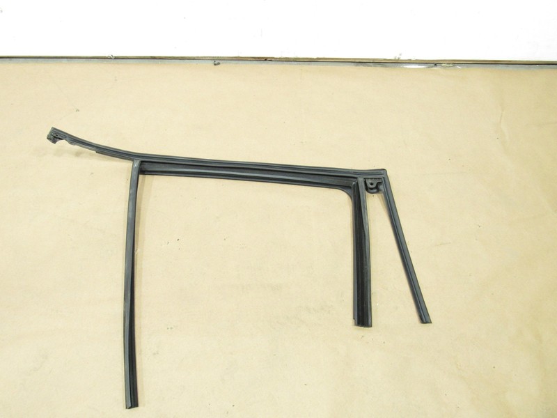 Rivian R1S 2024 Rear Right Passenger Door Window Seal Weather Strip 21-26 |@1