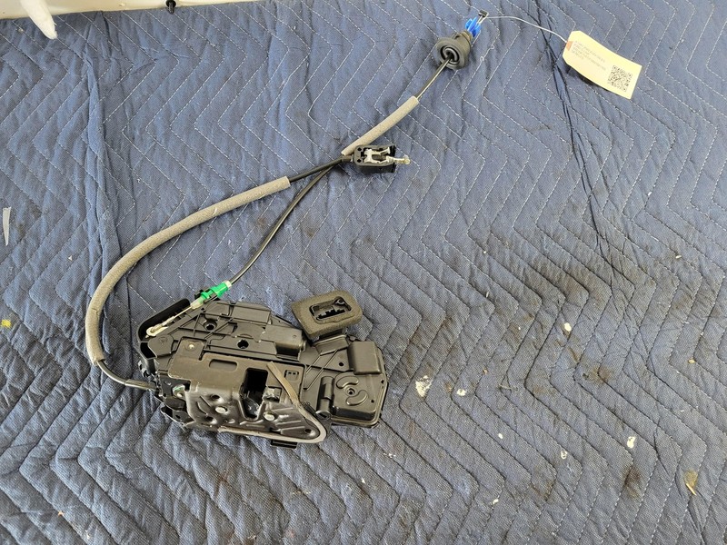Used Oem Audi Right Passenger Rear Door Lock Latch for 2019-2025 Q3